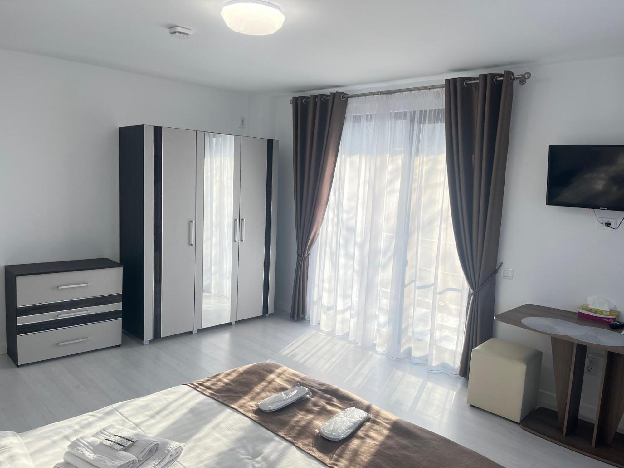 Hotel Palas Grand View Iasi Exterior photo